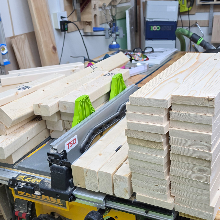 thebuild_naked_wood